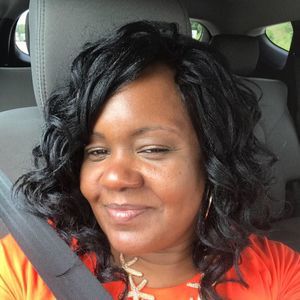 Meet your Posher, Gina